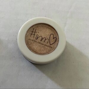 #inm Velveteen Dream Shadow